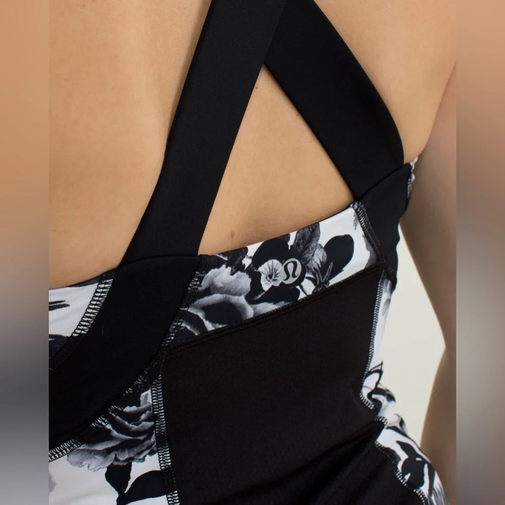 Lululemon Push Ur Limits Tank‎ Brisk Bloom Black White / Black W1E69S Size 4